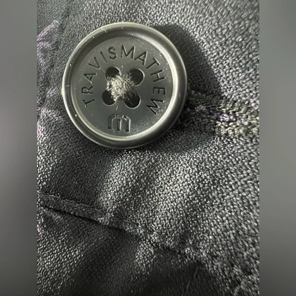 TravisMathew Men's Good Instincts Shorts Size: 42 NWT - Picture 6 of 16